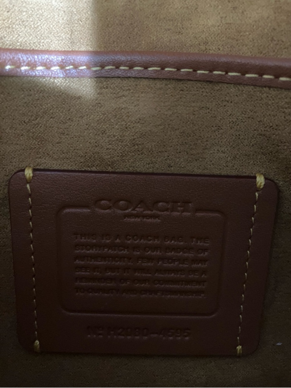 Beat Bag Colorblock Gold Rivets - Picture 11 of 11